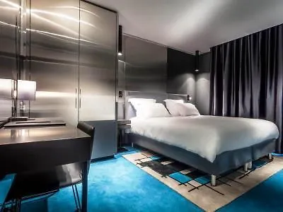 Felicien & 4* Paris
