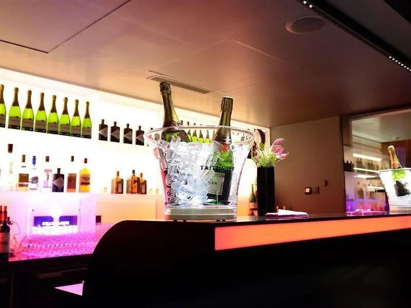 Felicien & Otel