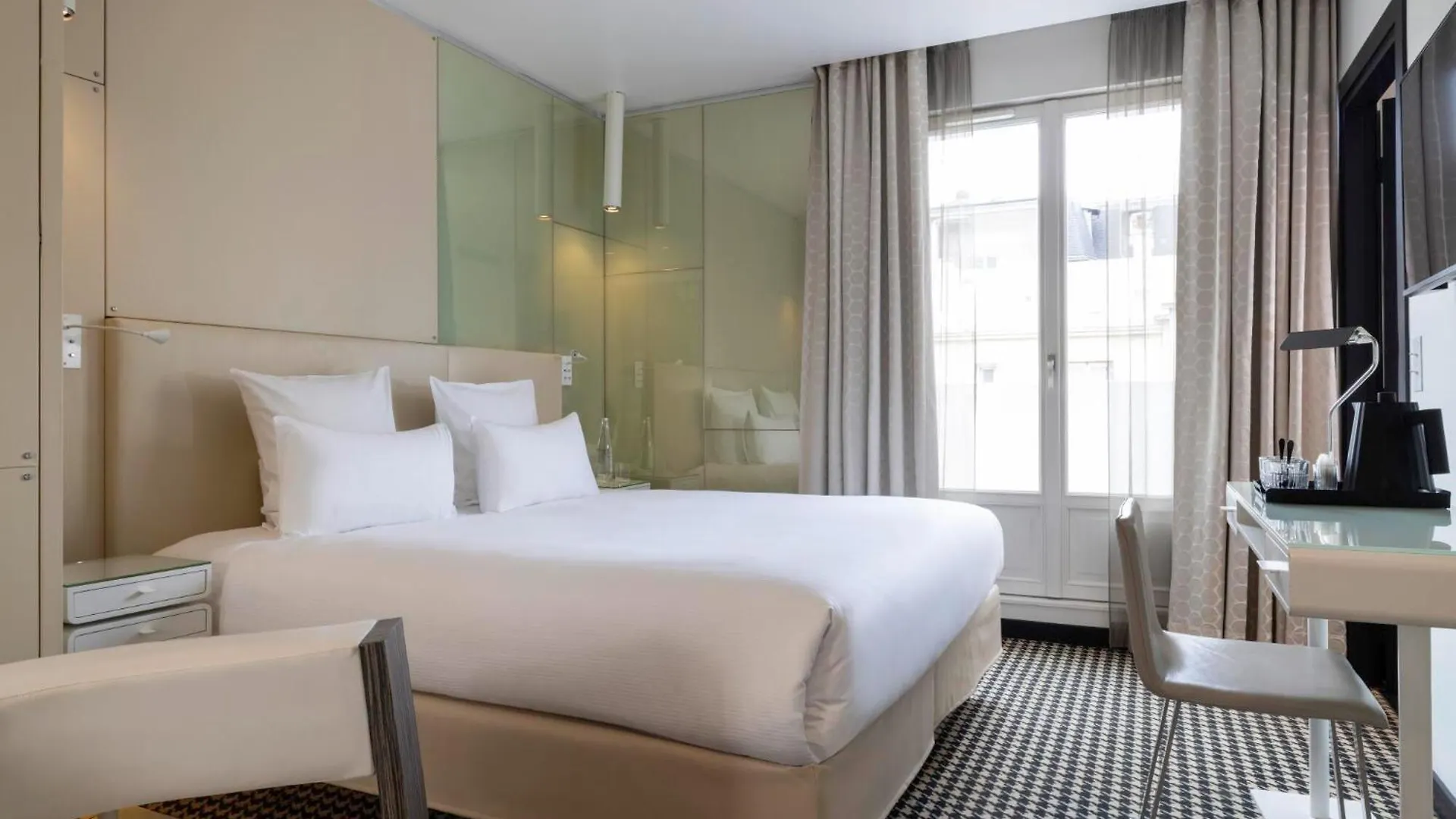 Felicien & Hotel