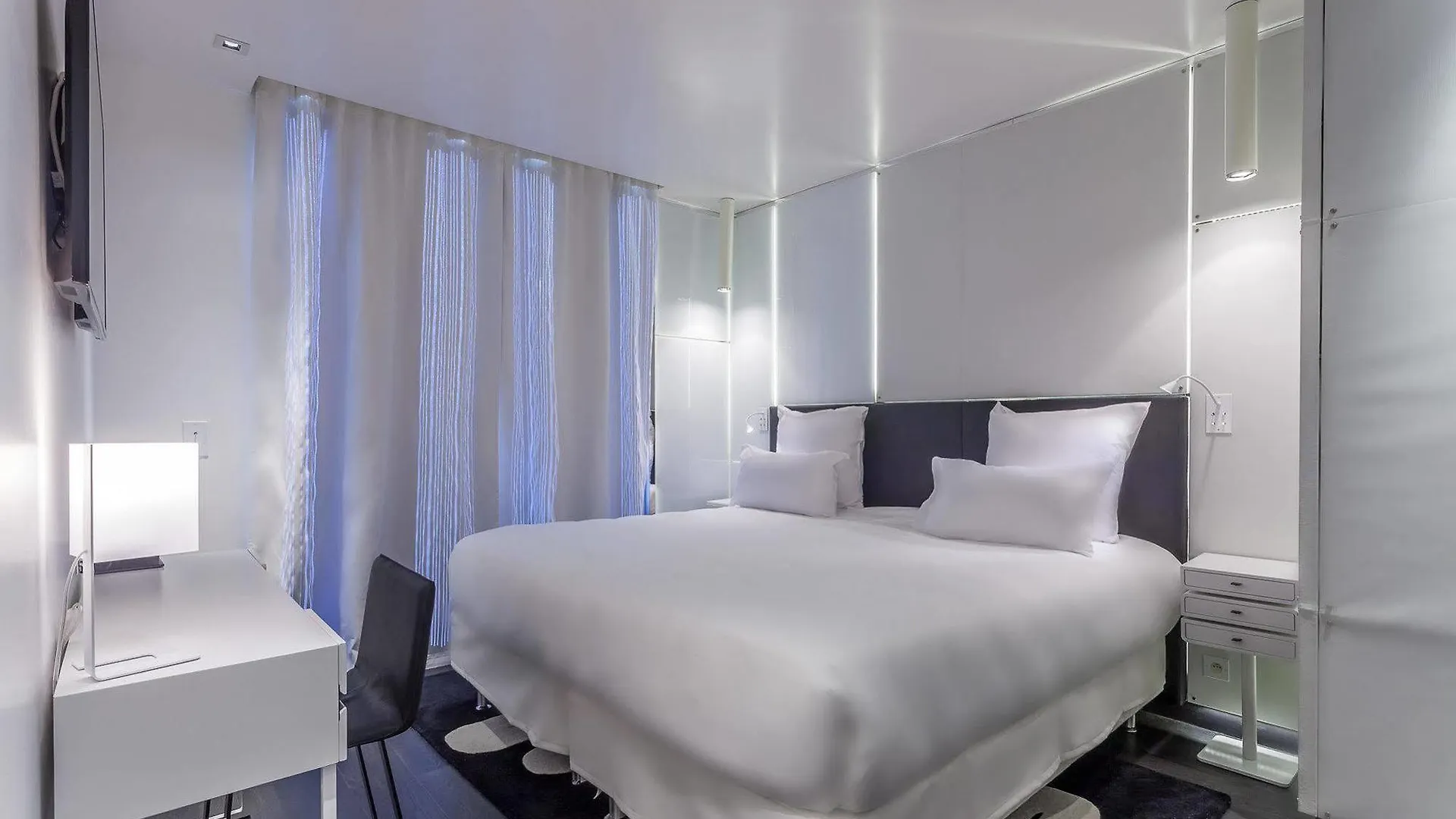 Felicien & 4* Paris